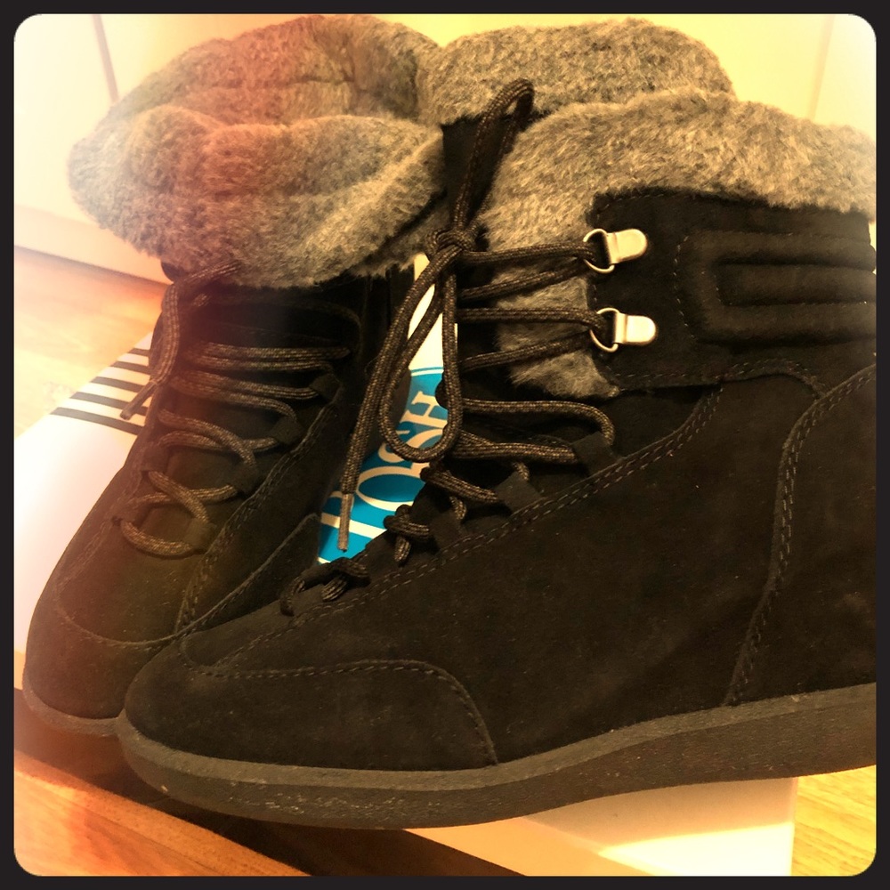 Winter boots by Nine West